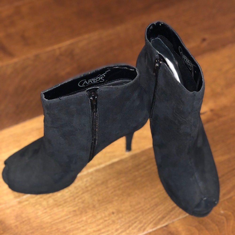 Carlos Santana Starstruck booties in black